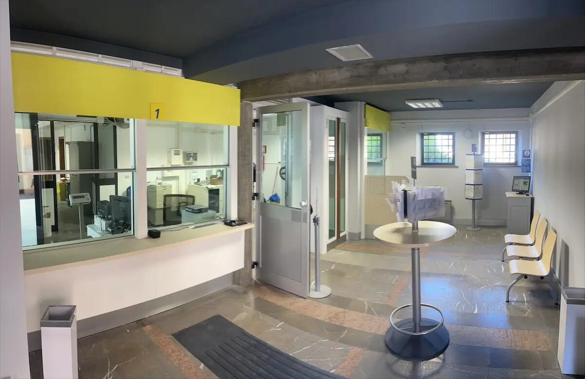 Pradamano, riapre l’ufficio postale: spazio moderno con i servizi Polis - 