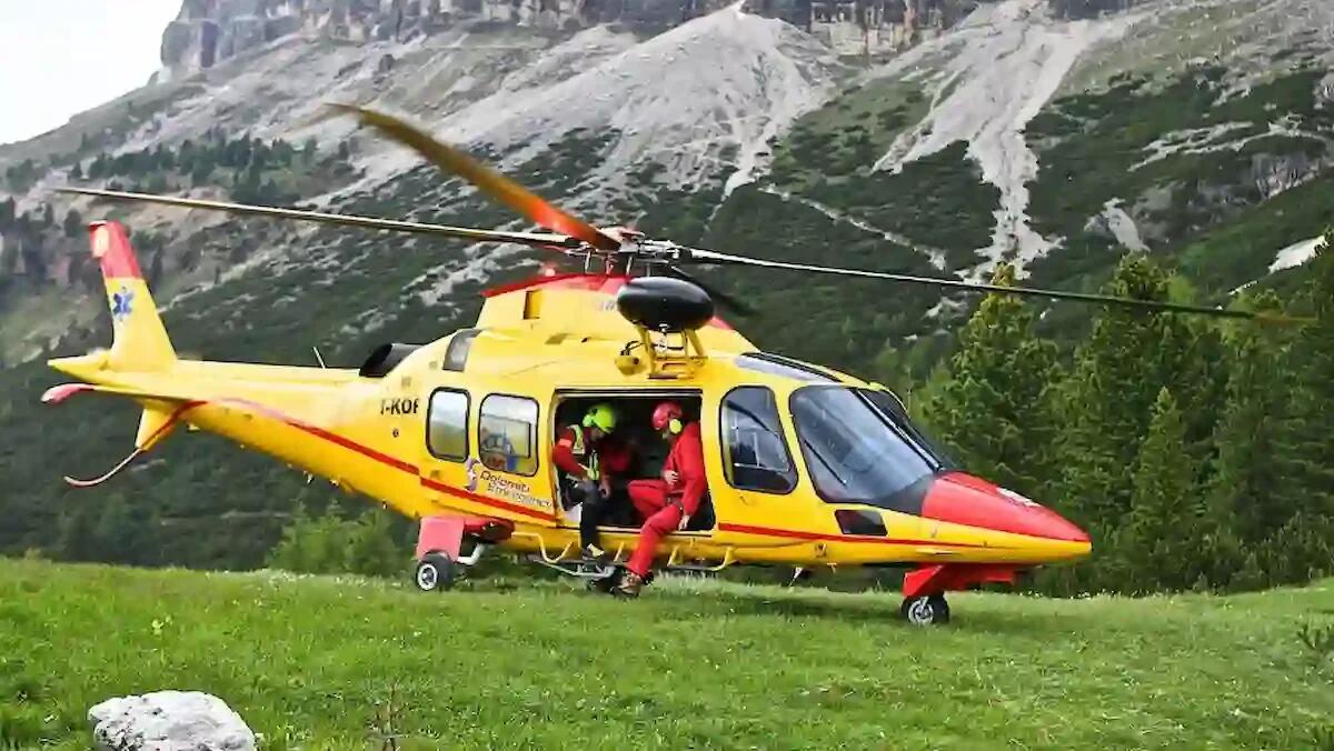 Distorsione al ginocchio per una 55enne di Rovereto: soccorsa sul Sentiero dei Kaiserjäger in elicottero - 