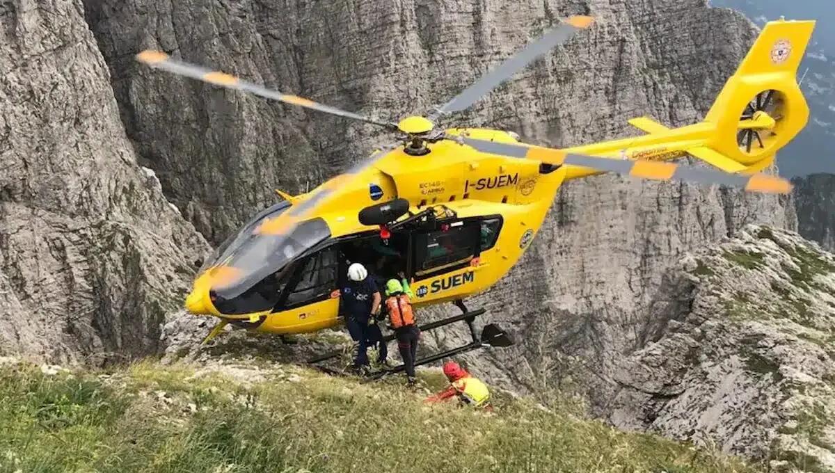 Tragedia a Cortina, ciclista 66enne di Pasian di Prato colto da malore improvviso: morto sul colpo - 
