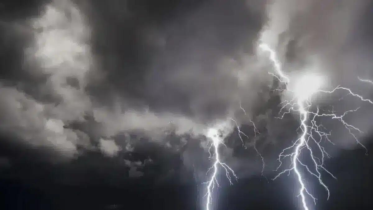 Maltempo in arrivo in Trentino: rischio frane, vento e grandine. E' allerta -