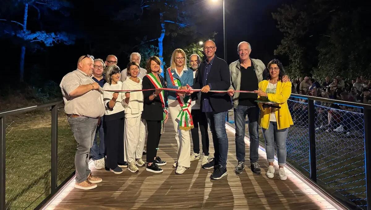 Lignano Sabbiadoro inaugura il nuovo Belvedere sul Tagliamento con un concerto al tramonto - 