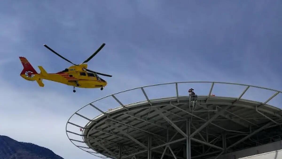 12enne perde il controllo della bici, cade sul sentiero, è grave: elitrasportato in ospedale in codice rosso - 