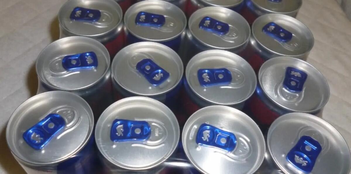 Udine, 28enne algerino ruba oltre 20 lattine di energy drink e aggredisce i commessi: arrestato - 