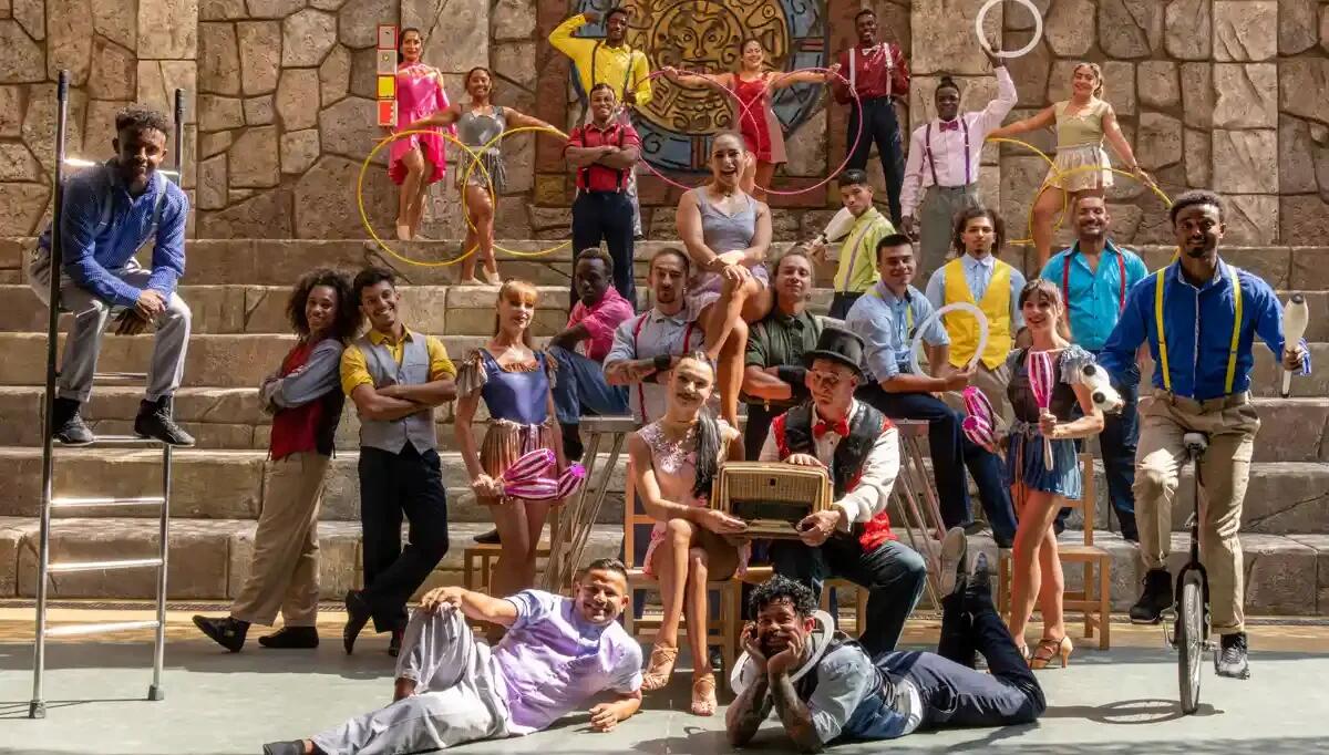 Caribe Bay, un finale d’estate tra magia, musica e tuffi spettacolari -