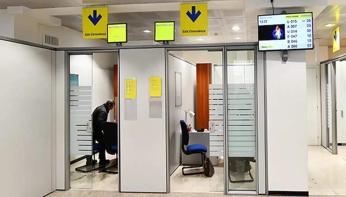Poste Italiane, selezioni aperte in Friuli Venezia Giulia: si cercano consulenti finanziari - 