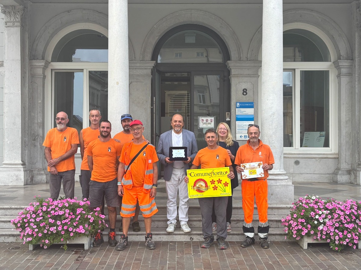 Monfalcone premiata a Soverzene con il diploma “Comuni Fioriti” e il “Municipio Fiorito” - 