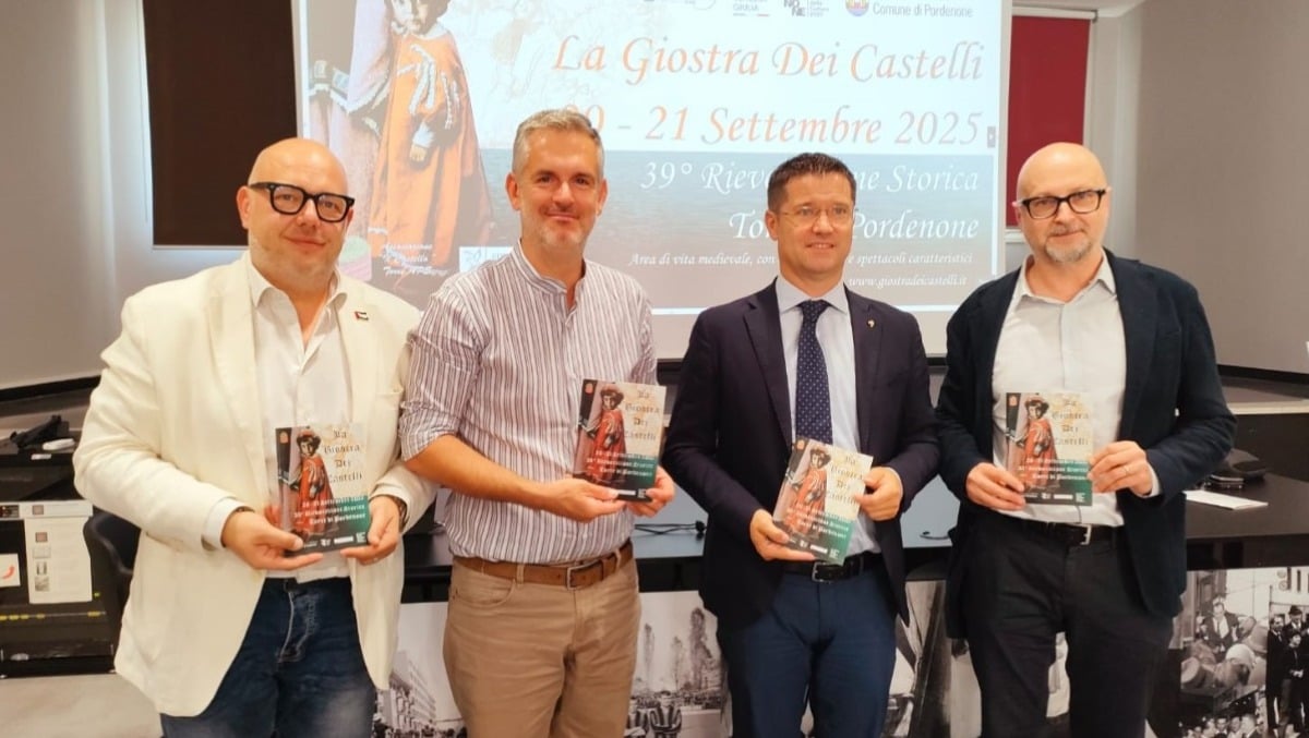 Pordenone, torna la Giostra dei Castelli: rievocazione storica tra fuoco e cortei medievali - 