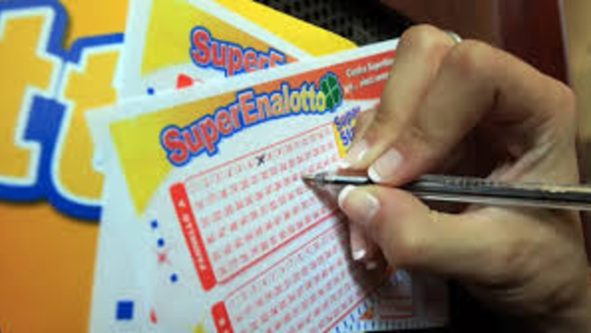 SuperEnalotto: centrato un "5" da oltre 22mila euro a Paparotti -