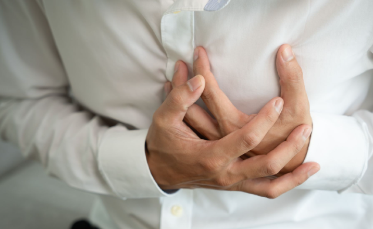 Malori improvvisi, il cardiologo: «Ecco i 5 segnali che non vanno mai ignorati» - 