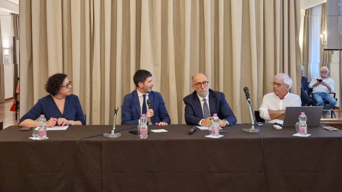 Udine, sanità del futuro: Riccardi e Speranza al convegno sulla Medicina generale -