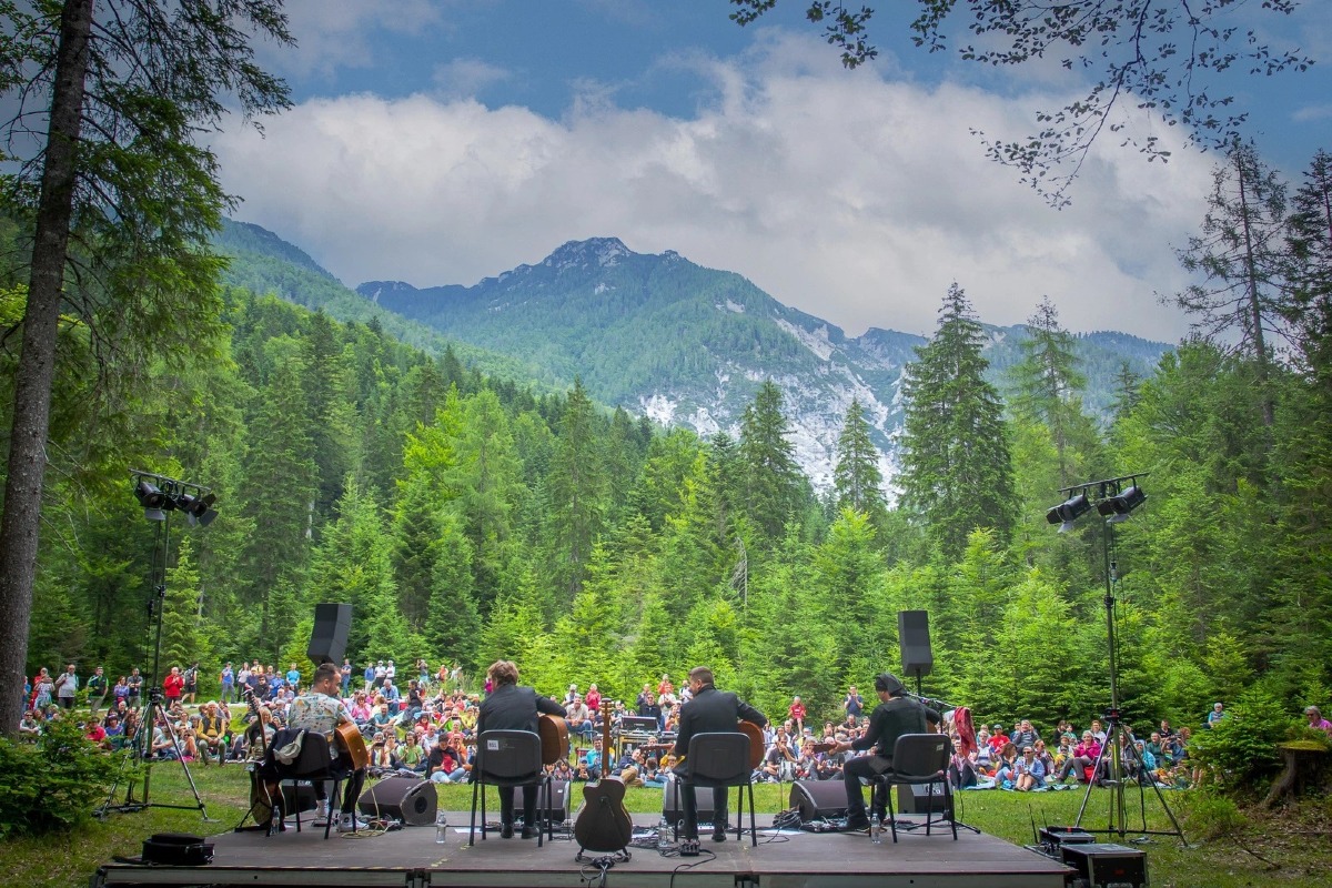 Dolomiti Mountain School IX edizione: a Forni di Sopra la giornata “La colonna sonora delle terre alte” - 