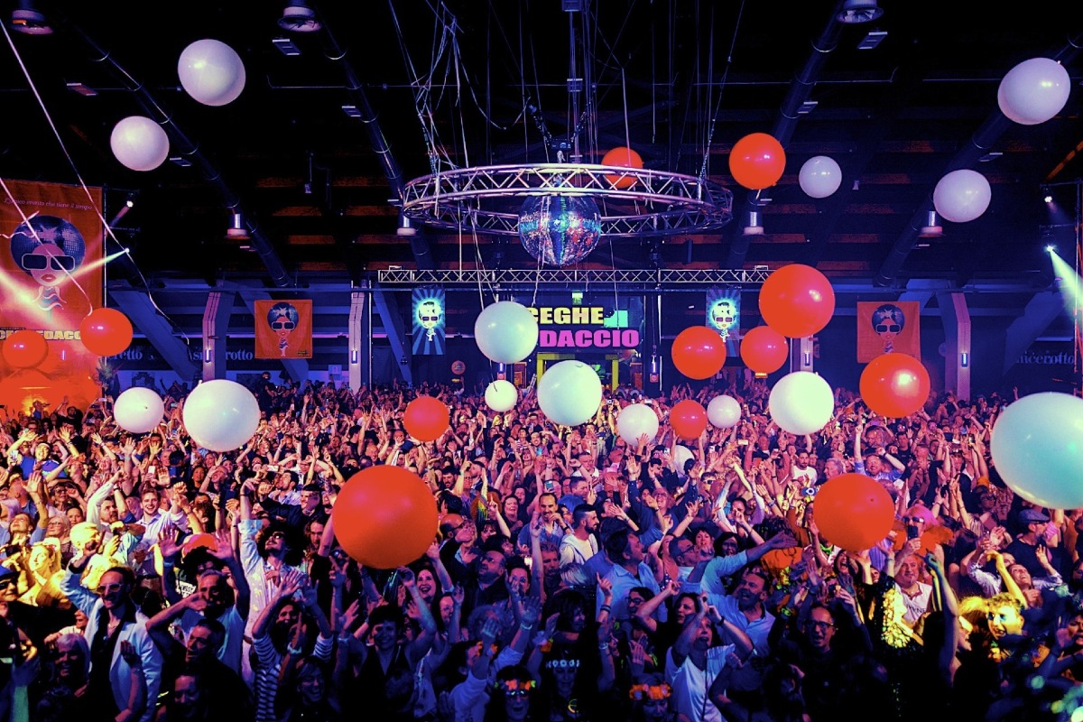 Ceghedaccio 2025, la grande notte anni ’70, ’80 e ’90  torna alla Fiera di Udine - 