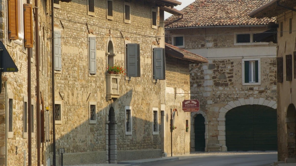 Passeggiata tra arte e natura nel borgo di Clauiano con il FAI - 
