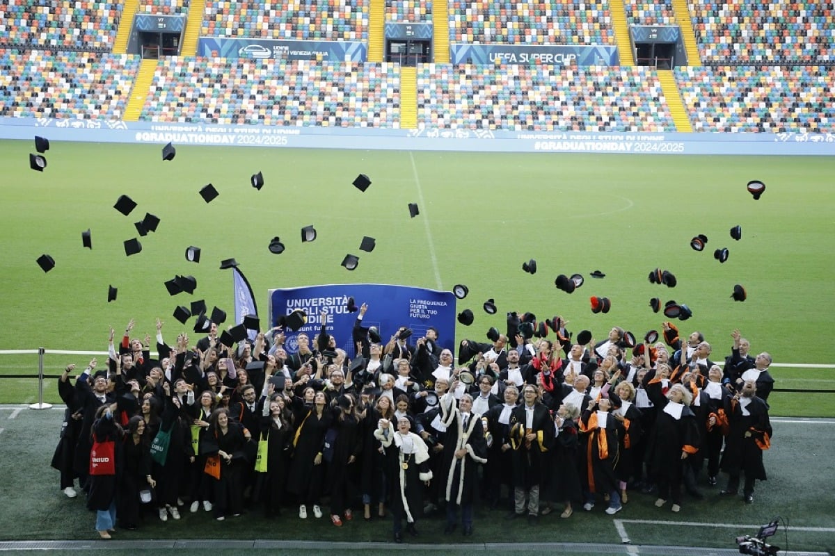 Udine, in cinquemila allo stadio per il Graduation Day: festa per 900 nuovi laureati - 