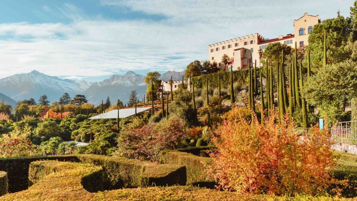 Merano, la magia dei Giardini Trauttmansdorff accende l’autunno con i colori del foliage - 