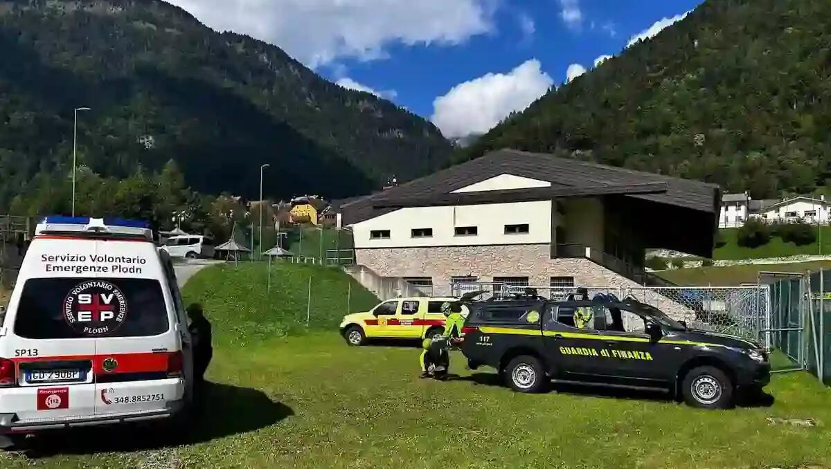 Paura in quota a Forni Avoltri, escursionista colto da malore: 30enne elitrasportato in ospedale - 