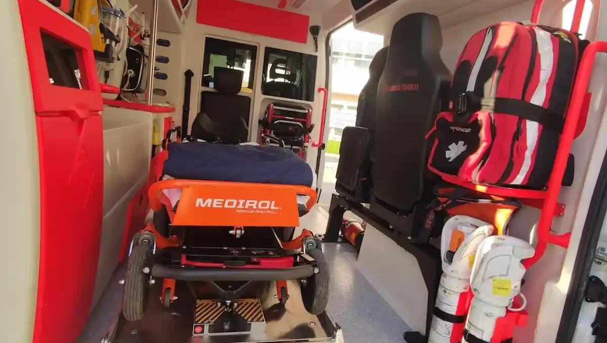 Escursione nel bosco reso scivoloso dalle piogge, infortunio per un 52enne: trasportato in ospedale - 