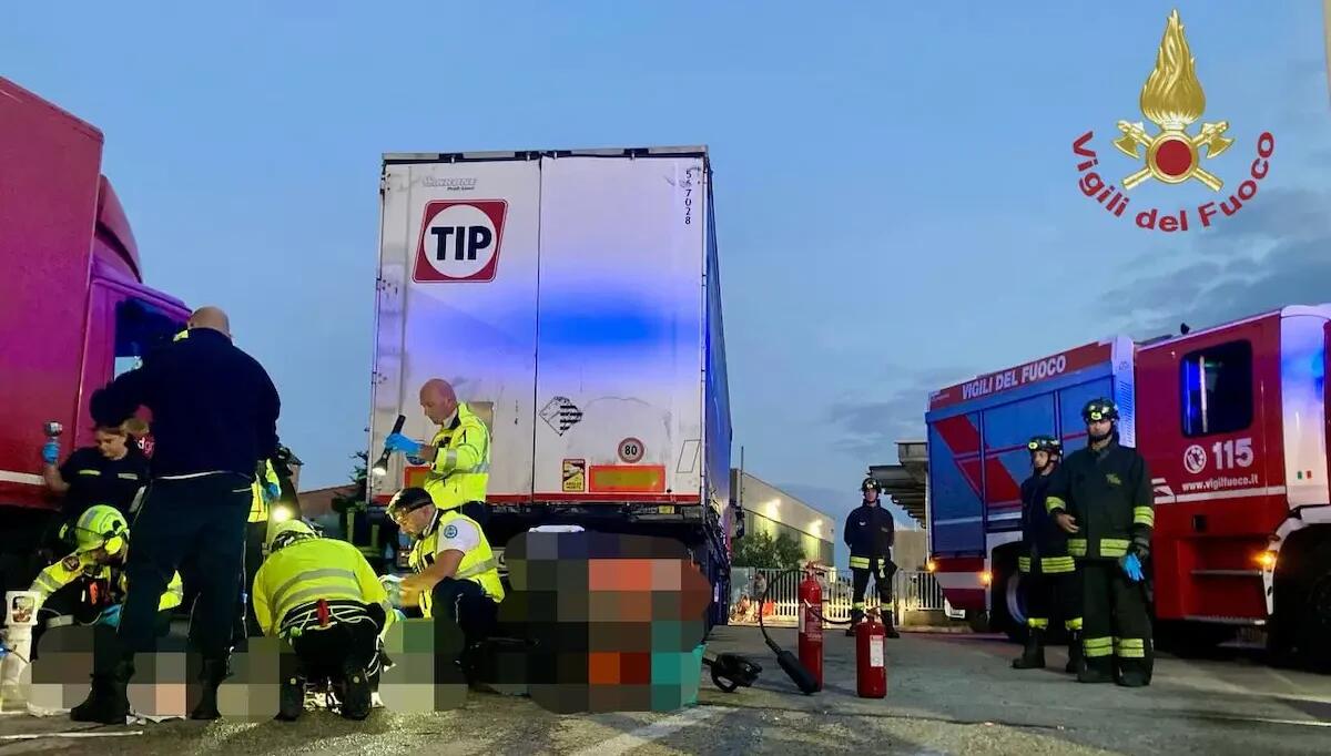 Travolto da un transpallet in una ditta di autotrasporti: operaio 60enne in condizioni critiche - 