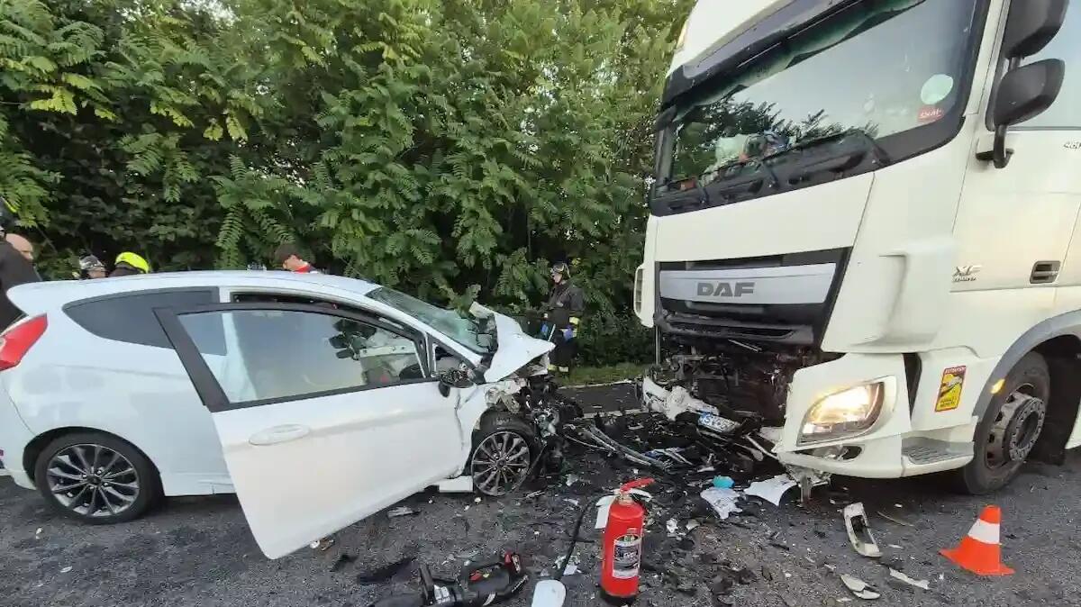 Frontale a Campoformido: morto un 20enne di Udine. Chi era Aldo: "Un bravo ragazzo, entusiasta della vita" - 