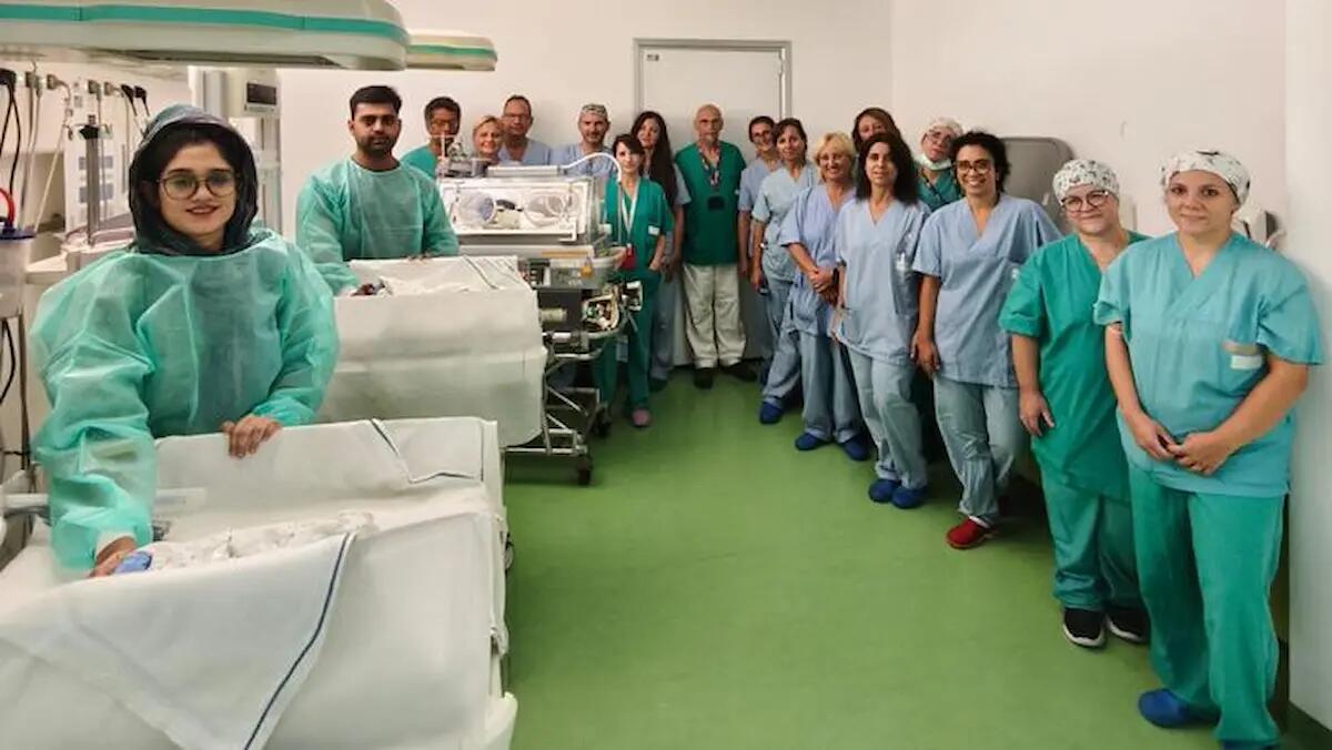 Parto da record, nati tre gemellini: "Evento straordinario e raro" - 