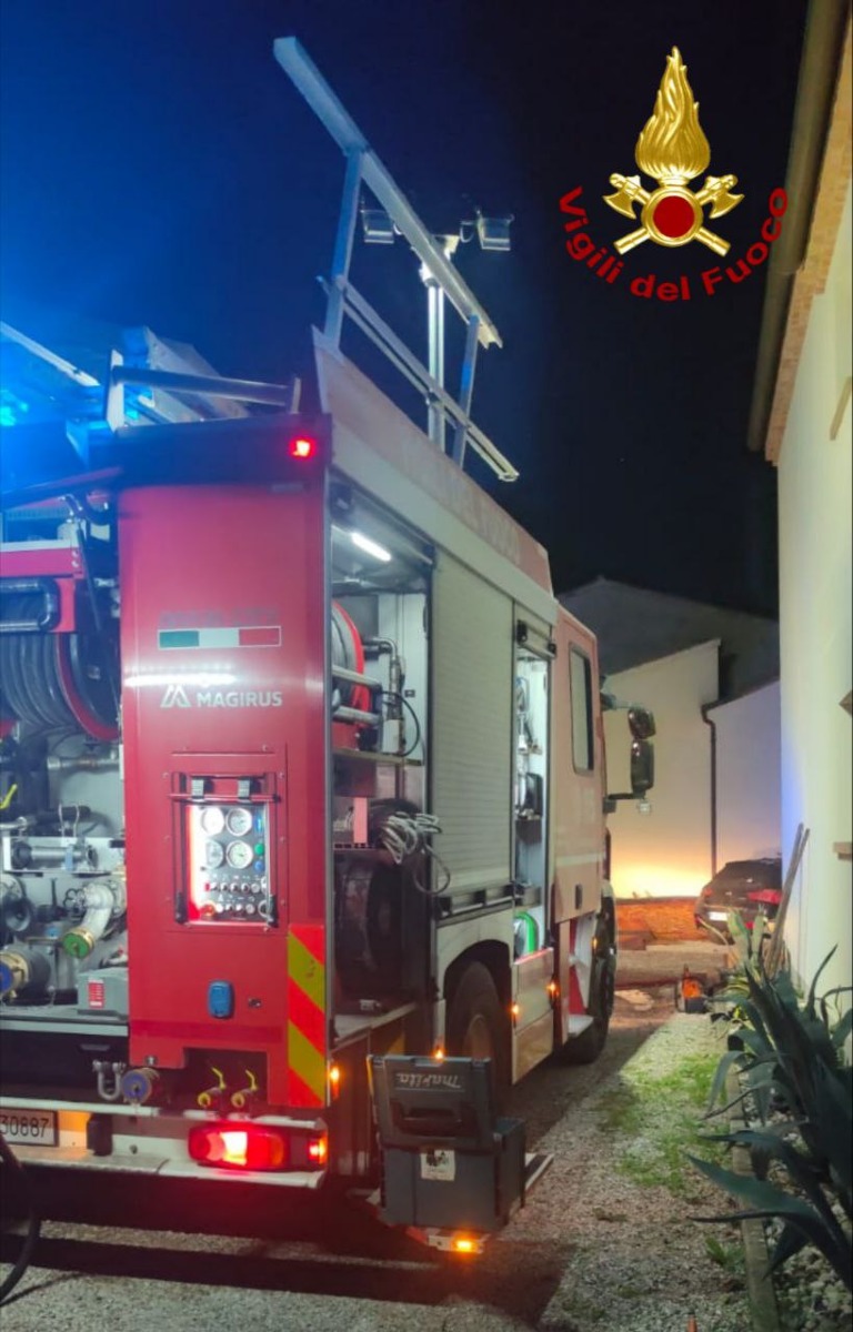vigili del fuoco incendio