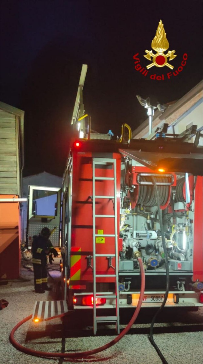 vigili del fuoco incendio