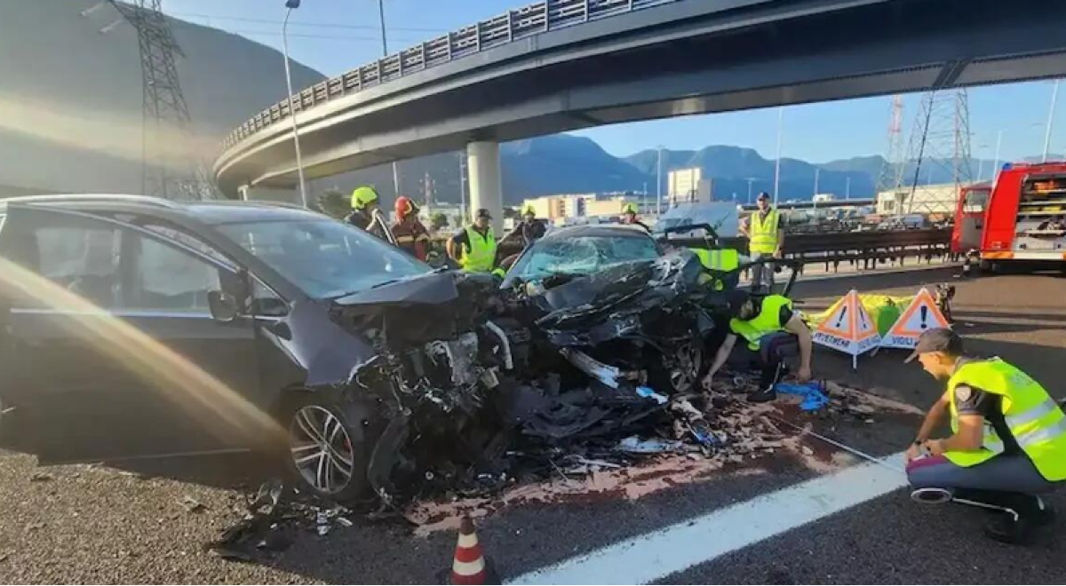 Il terribile incidente sulla A22