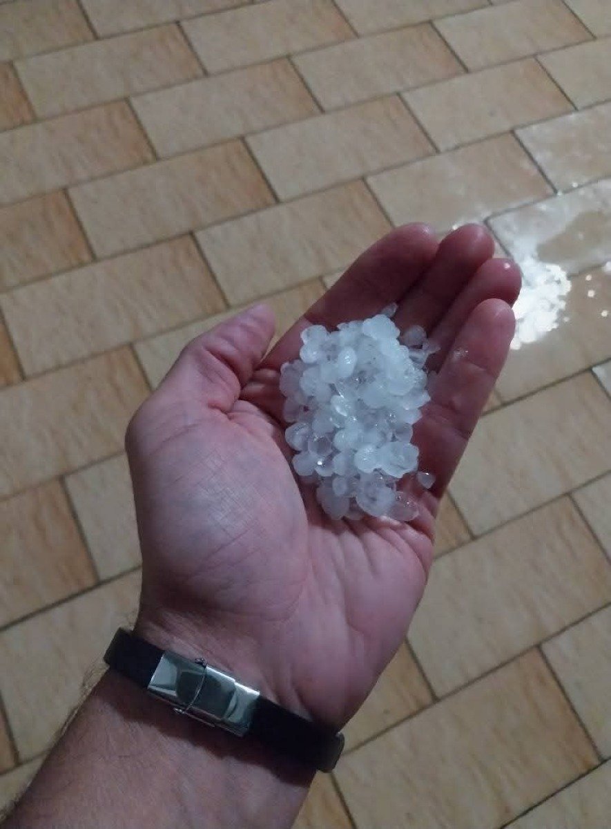 La grandine di questa sera