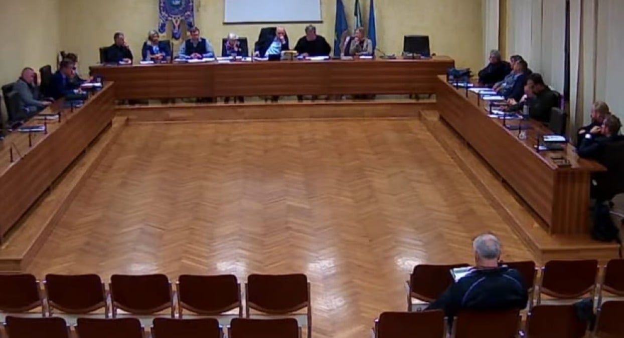 Latisana, il Consiglio comunale vota all’unanimità la mozione per la pace in Palestina - 