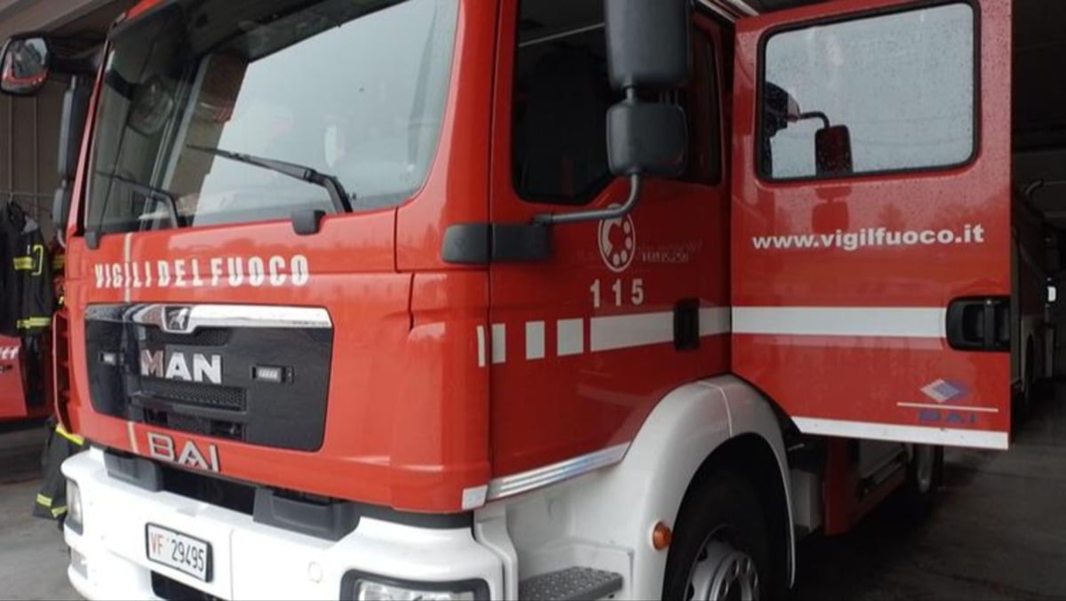 Affiora un oggetto metallico durante gli scavi: è allarme bomba  - 