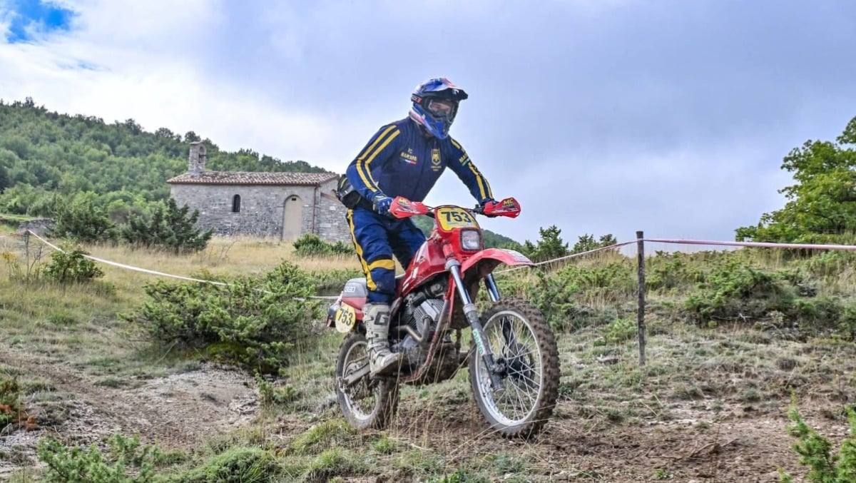 Campionato Italiano enduro d'epoca: tre piloti del Motoclub Manzano conquistano il titolo - 