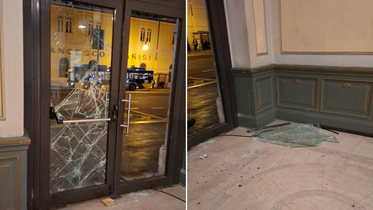 Proteste Pro Pal a Trieste: sfondate le vetrate della stazione ferroviaria e auto danneggiate - 