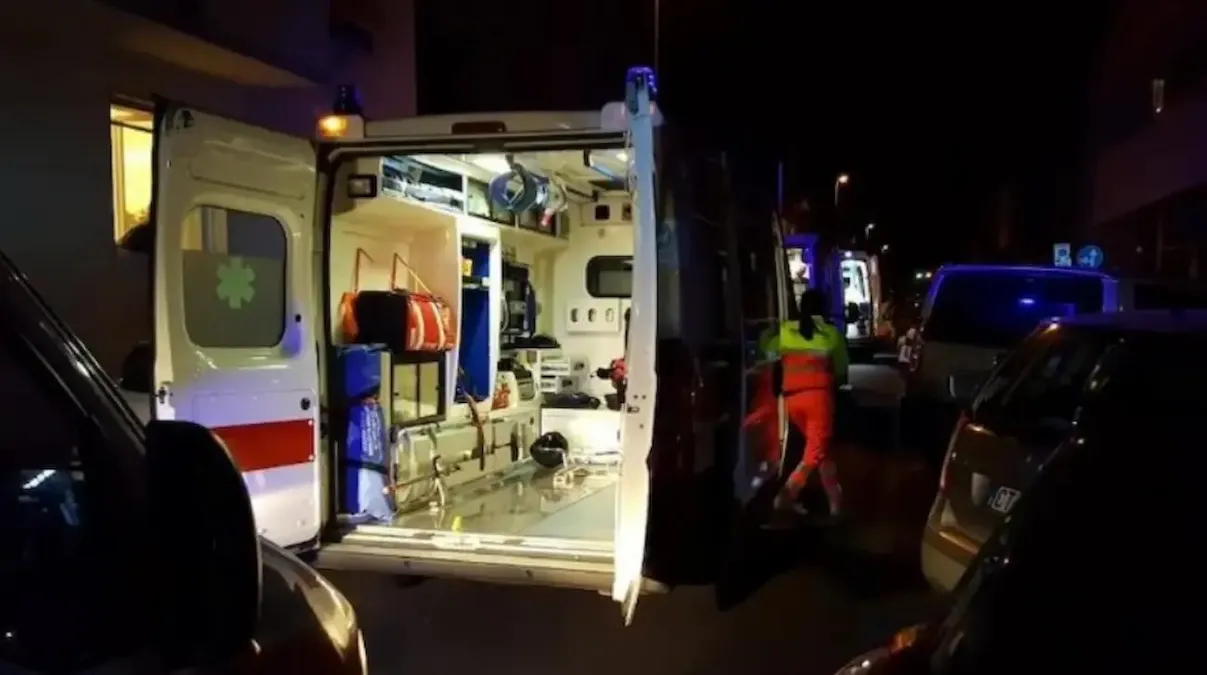Uccisa a 44 anni con tre spari davanti al figlio. La lite e il passato della donna: cosa è successo. - 