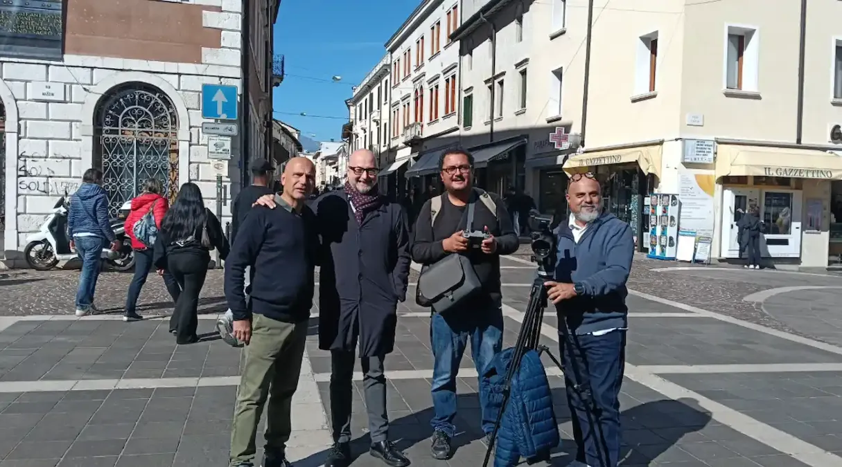 La RAI sbarca a Pordenone: arte, tradizione e sapori raccontati in un documentario -