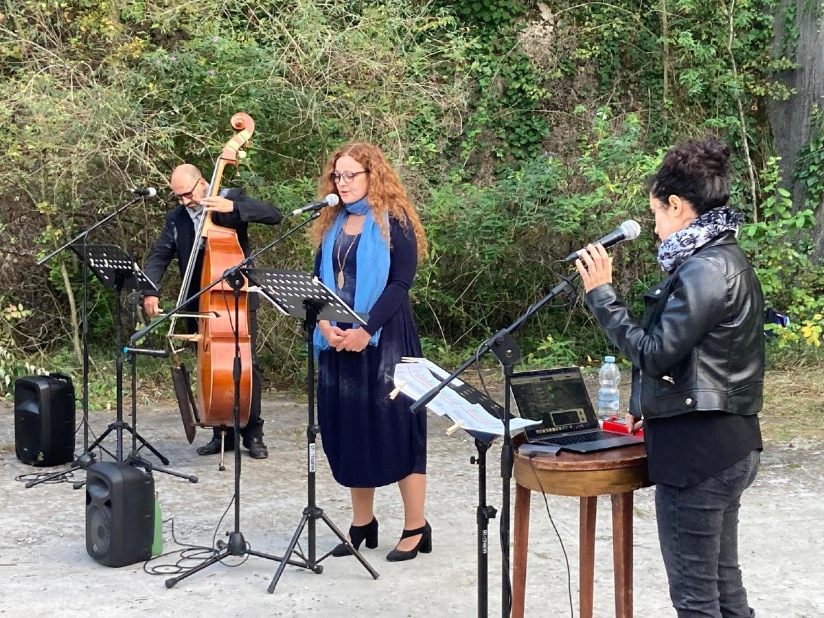 Lettura, arte e natura: il progetto “Algy” celebra la pietra del Carso tra fiabe e poesia - 