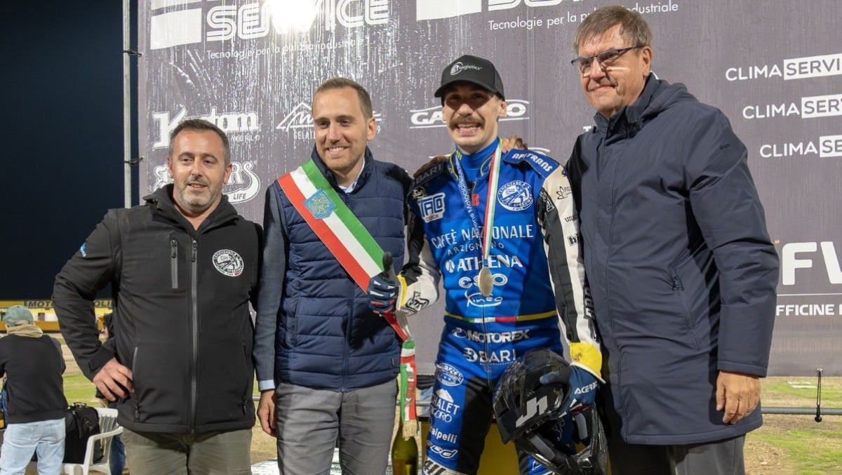 Speedway, Paco Castagna più forte dell'infortunio: è campione italiano per la quinta volta - 