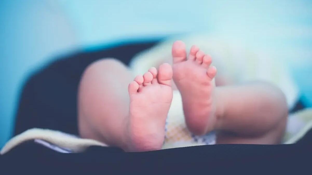 Non ce l'ha fatta la bimba partorita in casa a Borso del Grappa: è morta in ospedale -