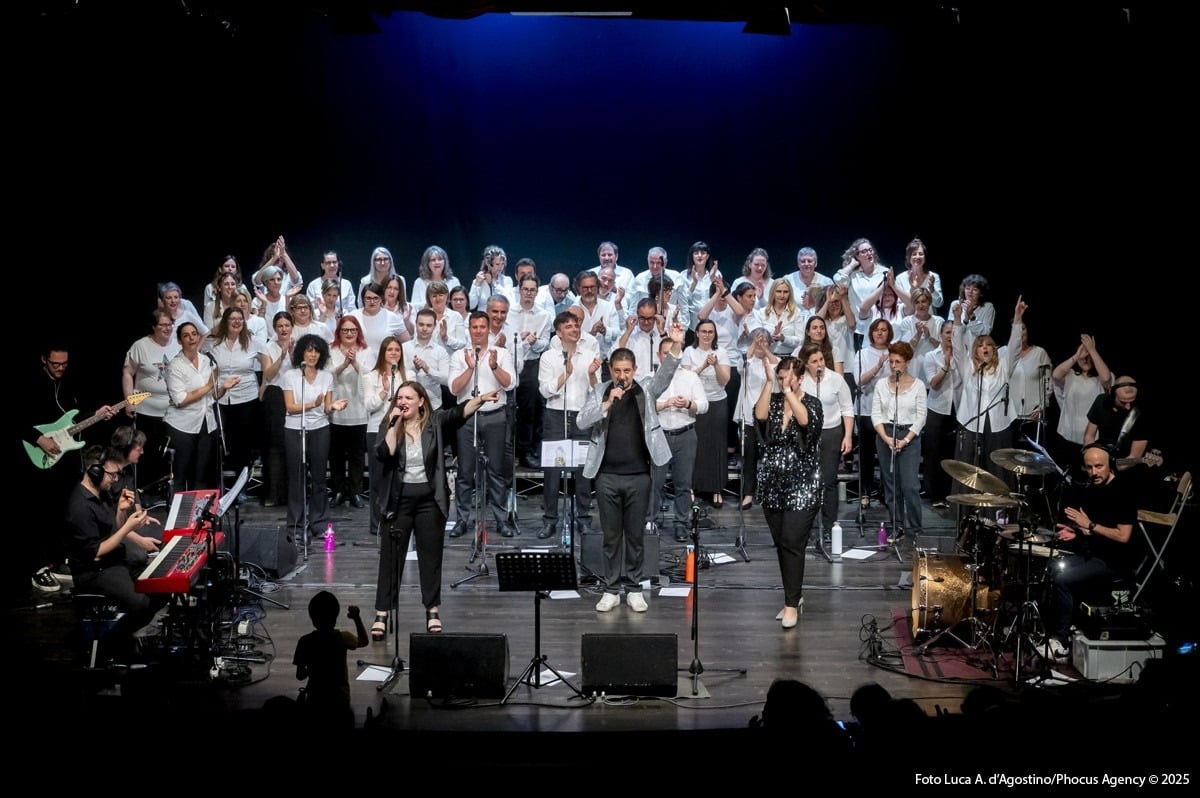 “Tre cori, una voce”: a Pordenone il grande spettacolo gospel con 70 voci unite sul palco -