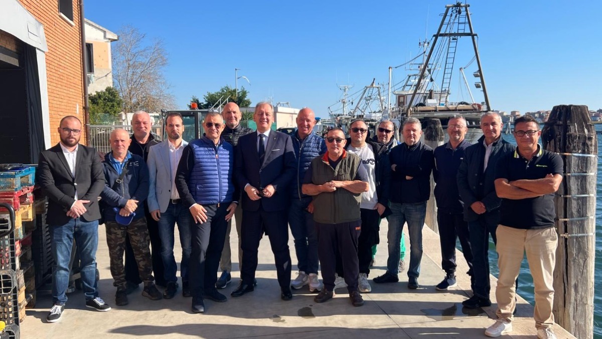 Pesca, La Pietra incontra i pescatori di Chioggia: al centro sostenibilità e rilancio del settore -