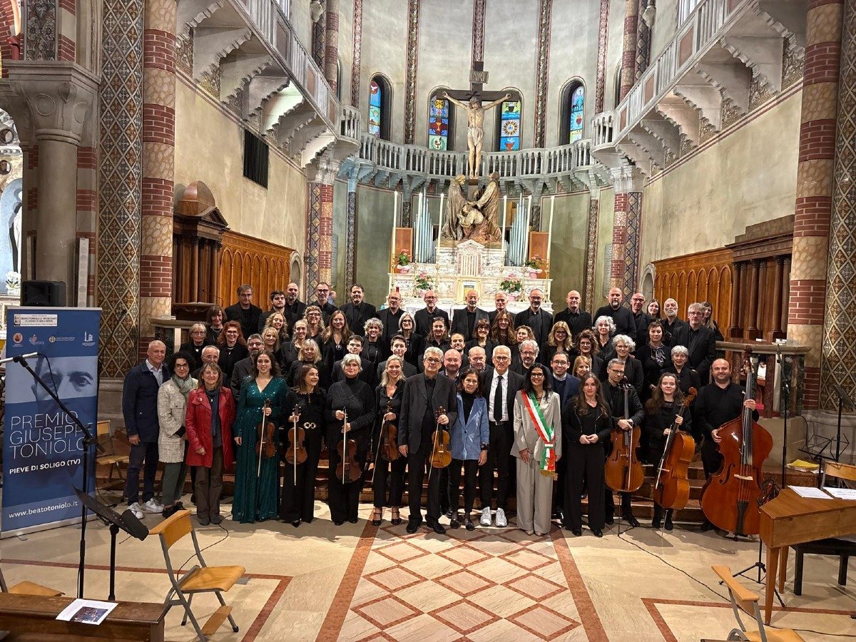 Applausi a Pieve di Soligo per il gran finale del Festival “La Musica nel Sacro” 2025 tra Vivaldi, Mozart e omaggi a don Mansueto Viezzer -
