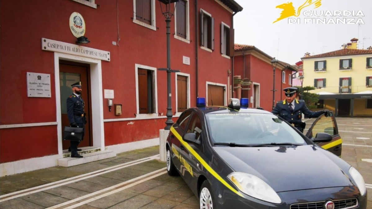52 lavoratori senza contratto in cinque anni: maxi sanzione a impresa veneziana -