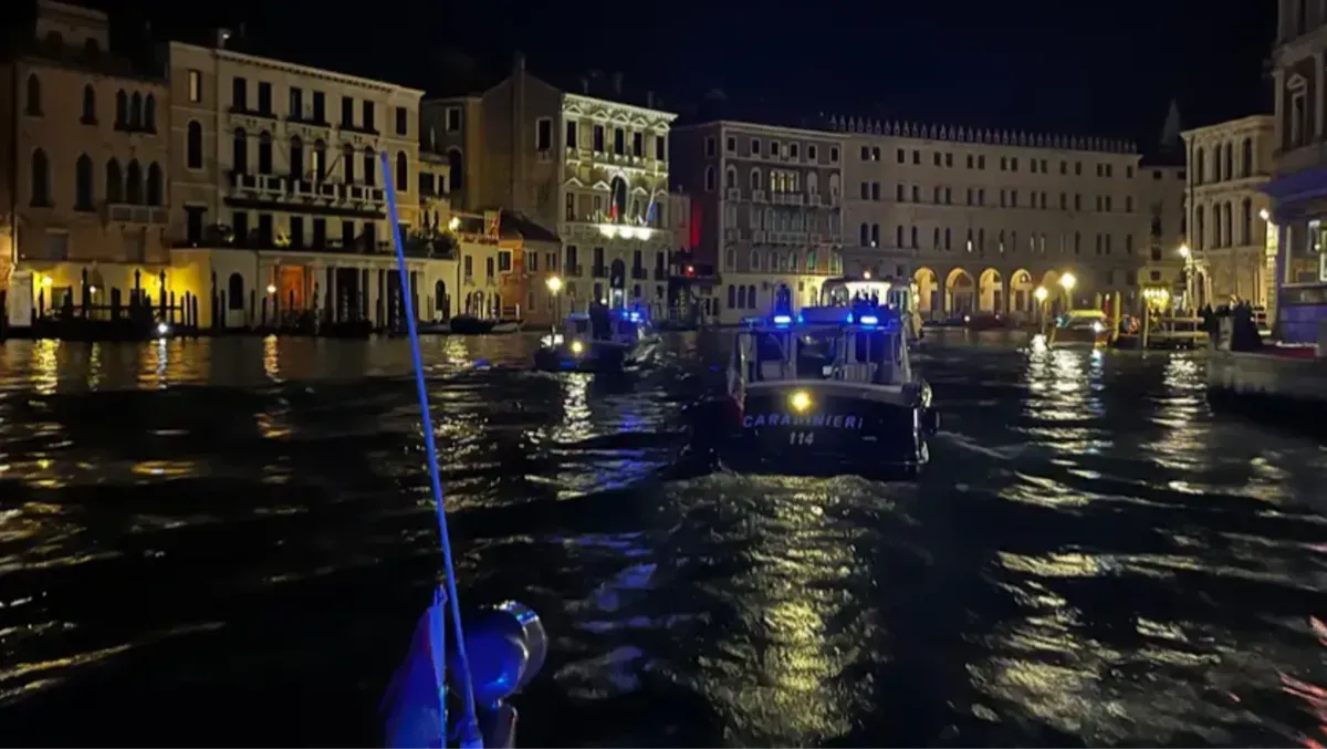 Controlli serrati nei canali di Venezia: multe salate per guida in stato d’ebbrezza e commercio abusivo -