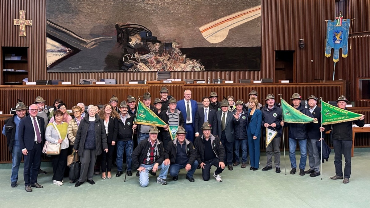 Gli alpini del Friuli ospiti in Consiglio regionale a Trieste: tra memoria, orgoglio e comunità -