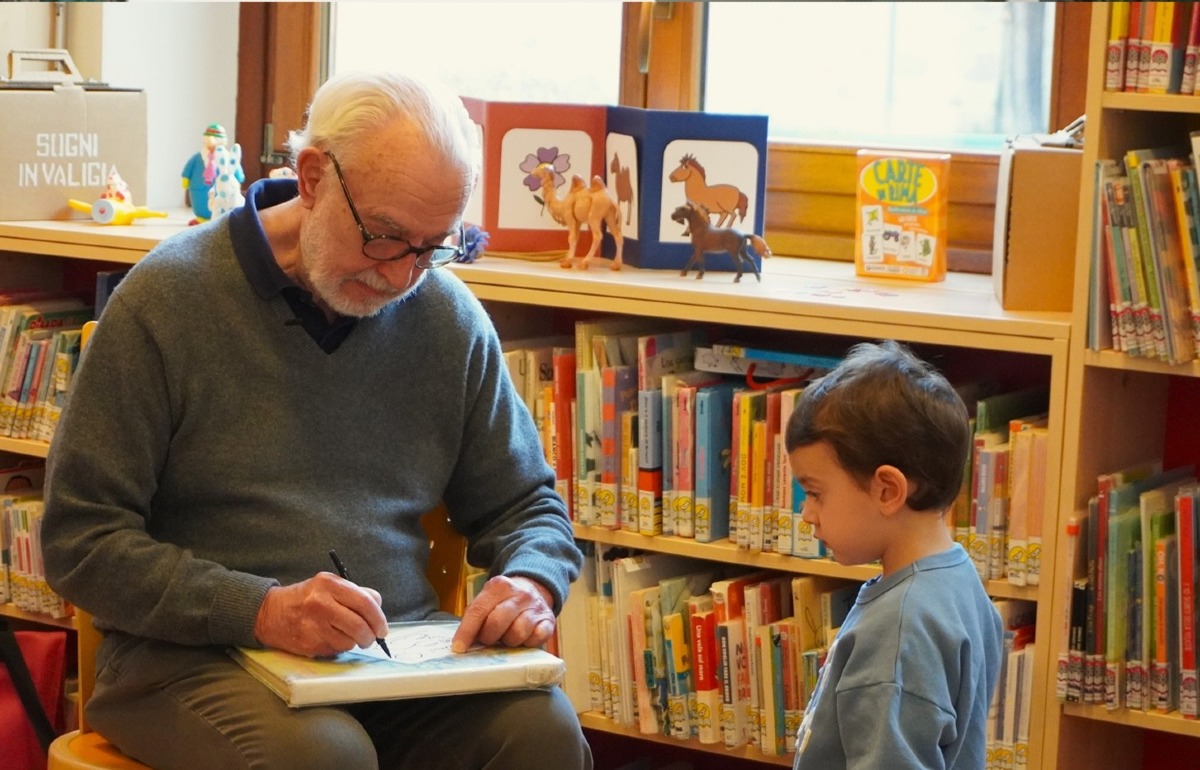 “Un libro lungo un giorno”: il Friuli celebra la lettura con centinaia di eventi per tutte le età -