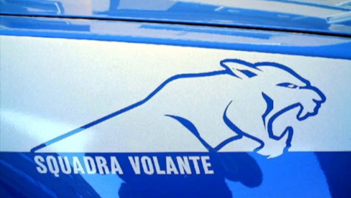 Ammanchi sospetti in una ditta orafa, dipendente sorpreso a nascondere l'oro in bagno: denunciato -