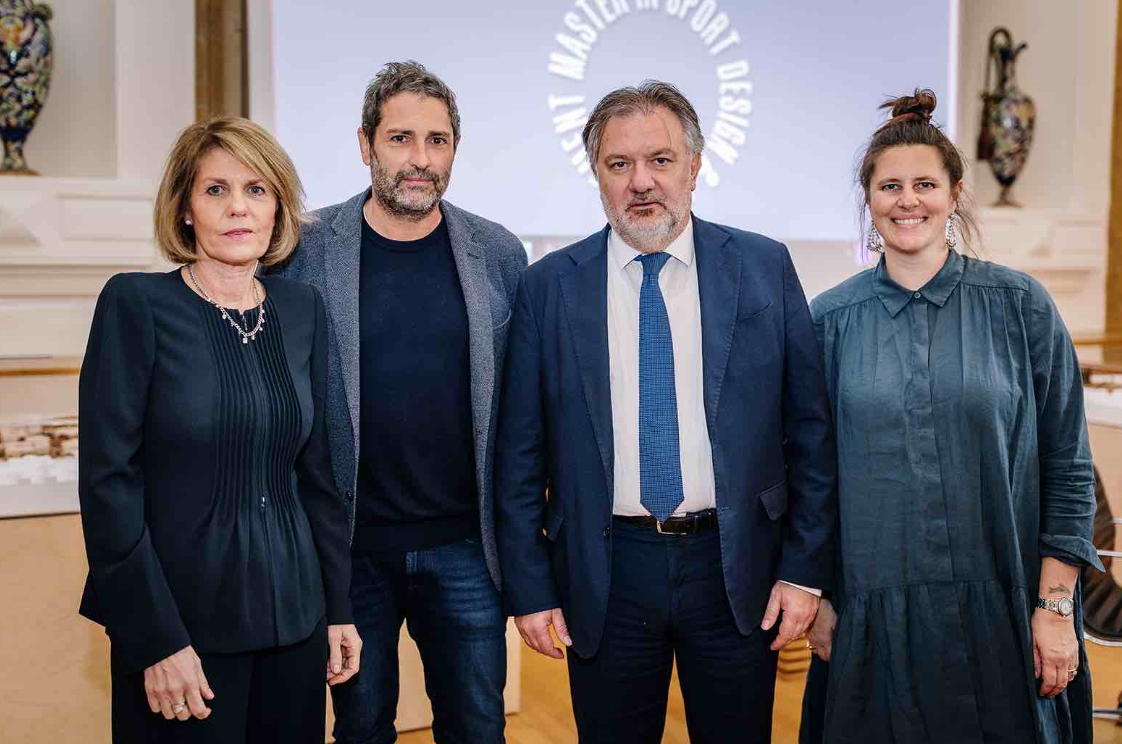 Da sinistra: Alberta Gervasio - A.D. Bluenergy Group, Davide Allegri  - Docente del Politecnico di Milano e Vicedirettore del Master, Alberto Rigotto - Direttore Amministrativo Udinese Calcio e Silvia Prandelli - Senior Principal presso Populo