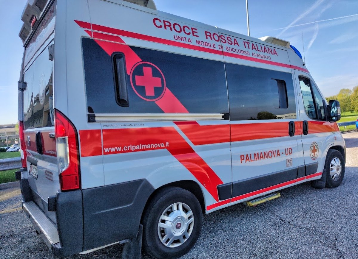 Incidente sul lavoro alla Sisecam di San Giorgio: operaio folgorato da una scarica elettrica - 