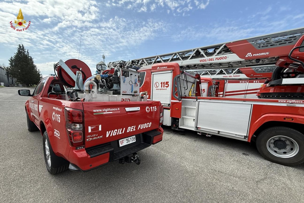 Pedone investito vicino alla caserma dei vigili del fuoco - 