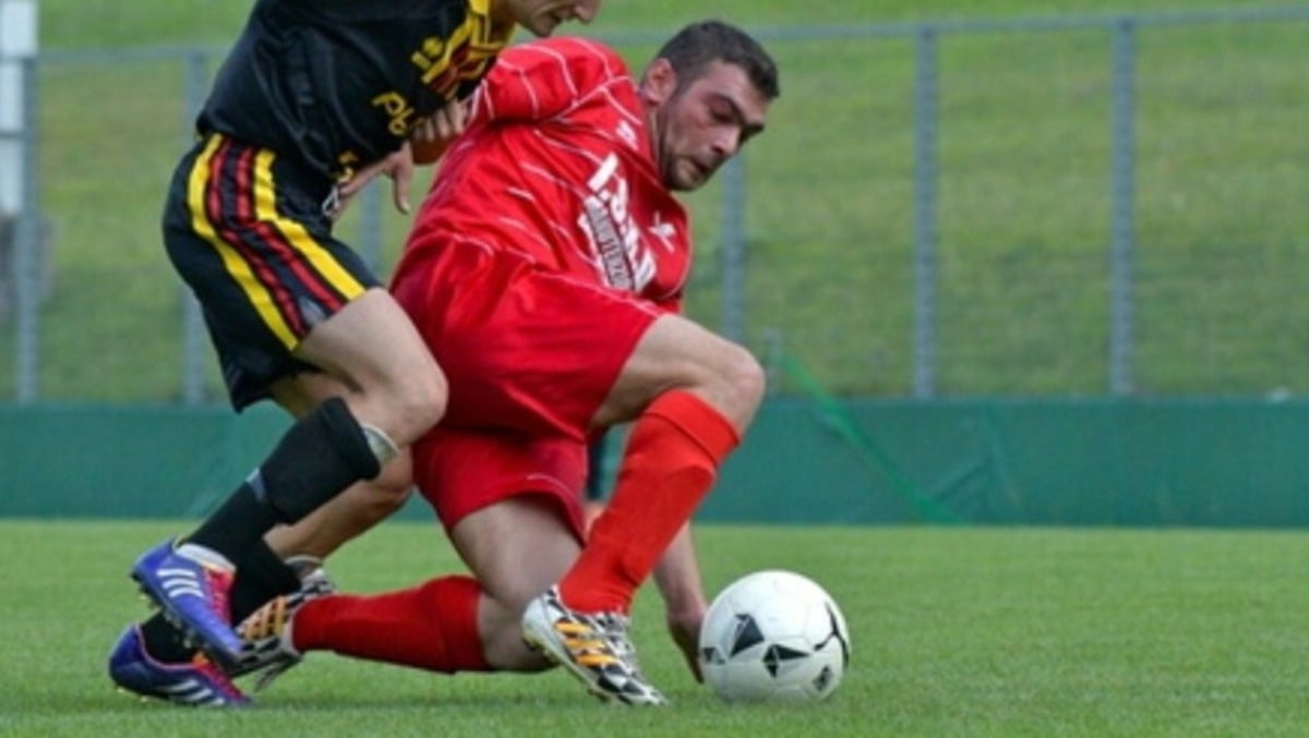 Calcio carnico in lacrime: Michele Stramondo stroncato da un infarto a soli 42 anni - 