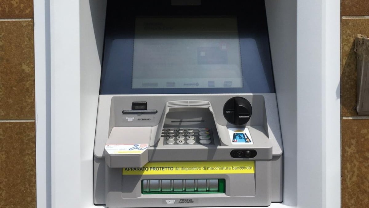 Montegalda, Poste Italiane installa un nuovo sportello Postamat di ultima generazione - 